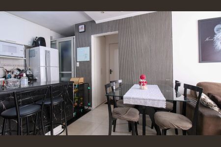 Apartamento à venda com 3 quartos, 53m² em Cidade Líder, São Paulo