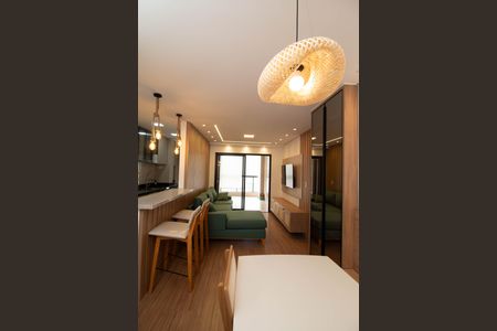 Apartamento à venda com 68m², 2 quartos e 2 vagasSala