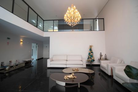 Apartamento à venda com 68m², 2 quartos e 2 vagasHall social