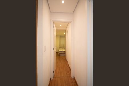 Apartamento à venda com 68m², 2 quartos e 2 vagasCorredor