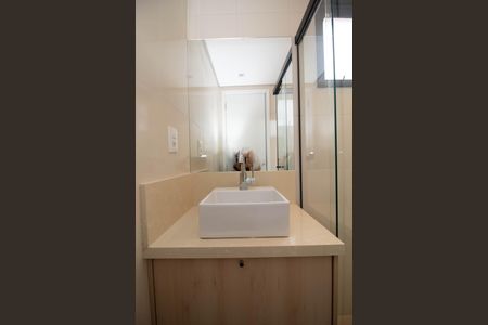 Apartamento à venda com 68m², 2 quartos e 2 vagasBanheiro da Suíte