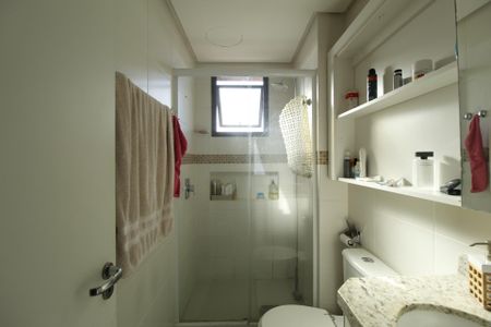 Apartamento à venda com 96m², 3 quartos e 3 vagasBanheiro da Suíte 1