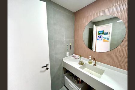 Apartamento à venda com 102m², 3 quartos e 1 vaga Apartamento à venda com 102m², 3 quartos e 1 vagaLavabo