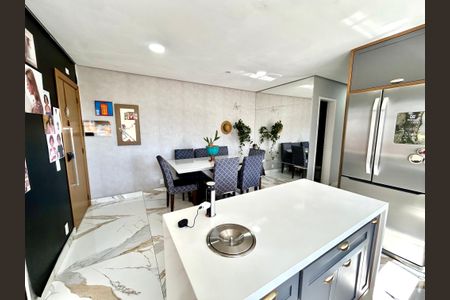 Apartamento à venda com 102m², 3 quartos e 1 vaga Apartamento à venda com 102m², 3 quartos e 1 vagaCozinha
