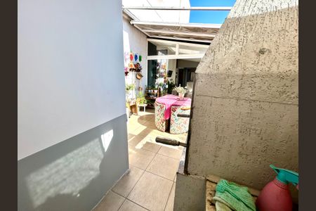 Apartamento à venda com 102m², 3 quartos e 1 vaga Apartamento à venda com 102m², 3 quartos e 1 vagaÁrea de Serviço e Churrasqueira