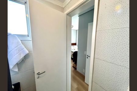 Apartamento à venda com 102m², 3 quartos e 1 vaga Apartamento à venda com 102m², 3 quartos e 1 vagaBanheiro da Suíte