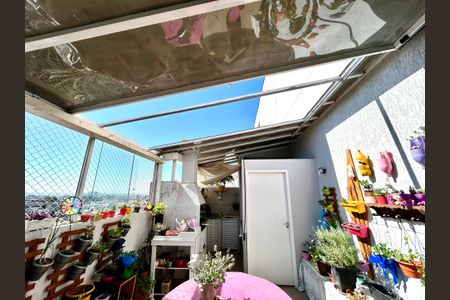 Apartamento à venda com 102m², 3 quartos e 1 vaga Apartamento à venda com 102m², 3 quartos e 1 vagaÁrea de Serviço e Churrasqueira