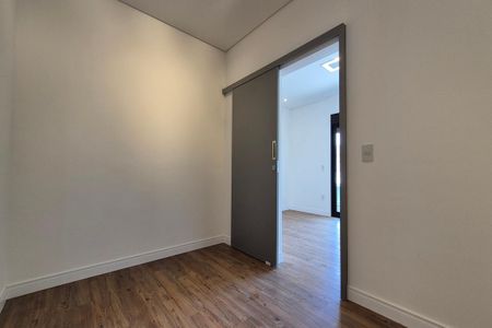 Casa de condomínio à venda com 306m², 3 quartos e 4 vagasCloset da suíte 3