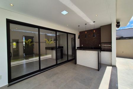 Casa de condomínio à venda com 306m², 3 quartos e 4 vagasÁrea comum - Churrasqueira