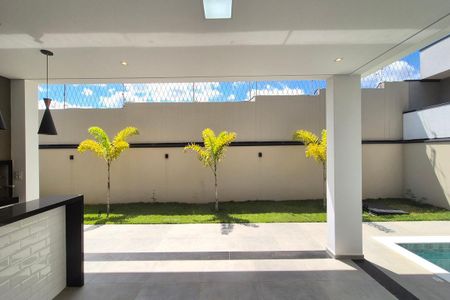 Casa de condomínio à venda com 306m², 3 quartos e 4 vagasVista da Sala de Jantar