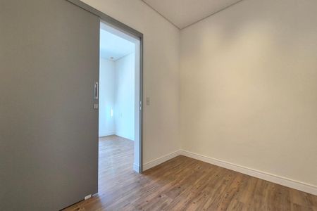 Casa de condomínio à venda com 306m², 3 quartos e 4 vagasCloset da suíte 3