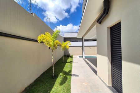 Casa de condomínio à venda com 306m², 3 quartos e 4 vagasCorredor