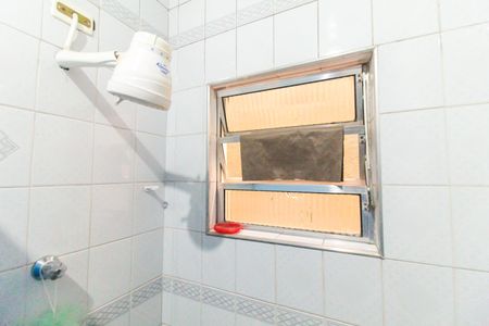 Casa à venda com 150m², 4 quartos e 2 vagasBanheiro 4