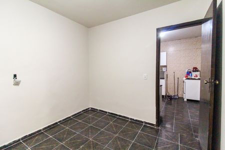 Casa à venda com 150m², 4 quartos e 2 vagasSuíte