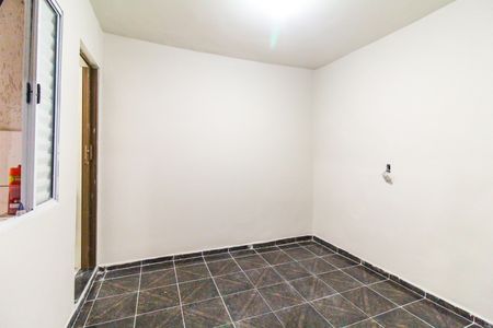 Casa à venda com 150m², 4 quartos e 2 vagasSuíte