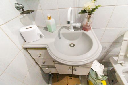 Casa à venda com 150m², 4 quartos e 2 vagasBanheiro 4