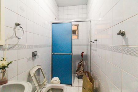 Casa à venda com 150m², 4 quartos e 2 vagasBanheiro 4