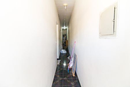 Casa à venda com 150m², 4 quartos e 2 vagasCorredor