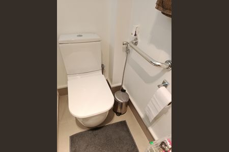 Apartamento à venda com 89m², 2 quartos e 1 vaga Apartamento à venda com 89m², 2 quartos e 1 vagaBanheiro da Suíte