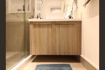 Apartamento à venda com 89m², 2 quartos e 1 vaga Apartamento à venda com 89m², 2 quartos e 1 vagaBanheiro social