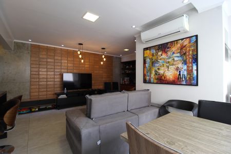Sala de apartamento para alugar com 2 quartos, 80m² em Indianópolis, São Paulo