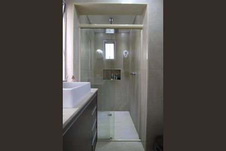 Apartamento para alugar com 80m², 2 quartos e 1 vagaBanheiro da Suíte