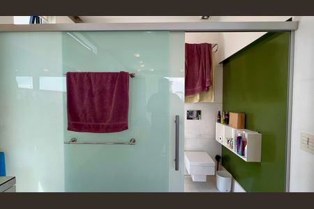 Apartamento para alugar com 156m², 1 quarto e 2 vagasBanheiro da Suíte