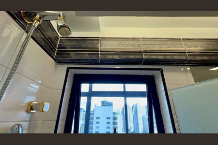 Apartamento para alugar com 156m², 1 quarto e 2 vagasBanheiro