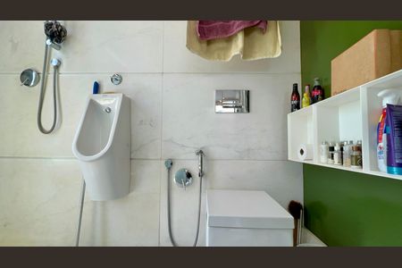 Apartamento para alugar com 156m², 1 quarto e 2 vagasBanheiro da Suíte