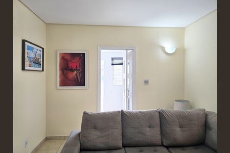 Sala  de casa à venda com 3 quartos, 210m² em Vila Herminia, Guarulhos