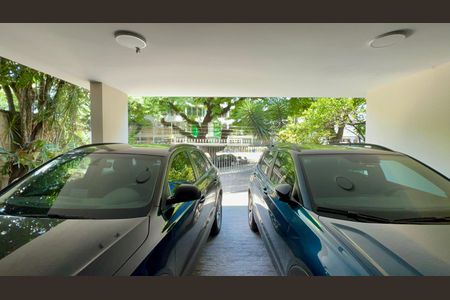 Casa à venda com 420m², 3 quartos e 8 vagasGaragem