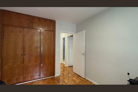 Casa à venda com 420m², 3 quartos e 8 vagasQuarto 2