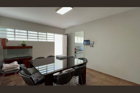 Casa à venda com 420m², 3 quartos e 8 vagasCopa