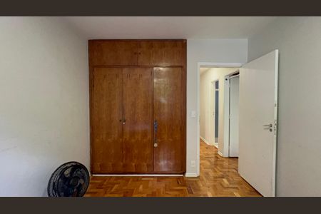 Casa à venda com 420m², 3 quartos e 8 vagasQuarto 2
