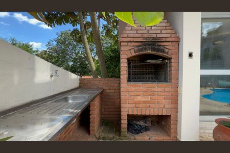 Casa à venda com 420m², 3 quartos e 8 vagasChurrasqueira