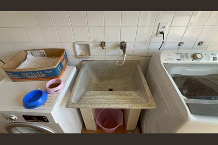 Casa à venda com 420m², 3 quartos e 8 vagasÁrea de Serviço