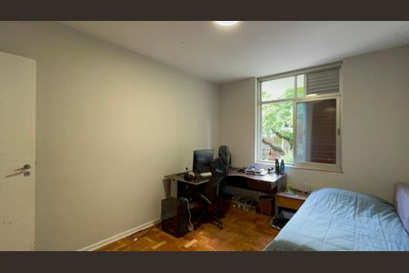 Casa à venda com 420m², 3 quartos e 8 vagasQuarto 2