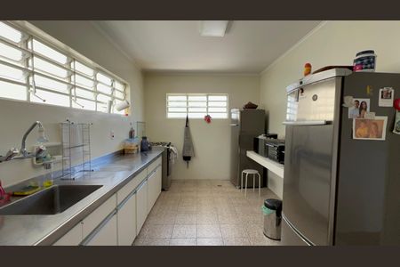 Casa à venda com 420m², 3 quartos e 8 vagasCozinha