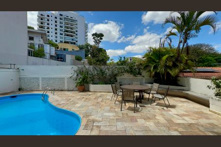 Casa à venda com 420m², 3 quartos e 8 vagasÁrea comum