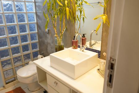 Apartamento à venda com 131m², 3 quartos e 1 vagaBanheiro