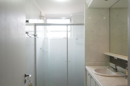 Apartamento à venda com 131m², 3 quartos e 1 vagaBanheiro da Suíte