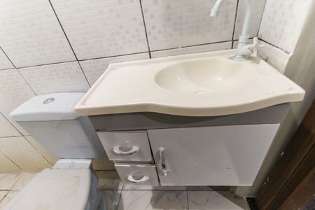 Casa para alugar com 60m², 2 quartos e 1 vaga Casa para alugar com 60m², 2 quartos e 1 vagaBanheiro da Suíte