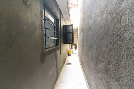 Casa para alugar com 60m², 2 quartos e 1 vaga Casa para alugar com 60m², 2 quartos e 1 vagaQuintal