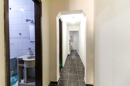 Hall de casa para alugar com 2 quartos, 60m² em Itaquera, São Paulo