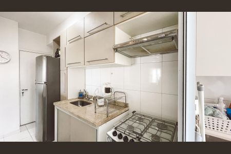 Apartamento à venda com 74m², 3 quartos e 2 vagas Apartamento à venda com 74m², 3 quartos e 2 vagasCozinha