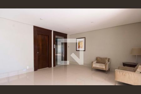 Apartamento à venda com 74m², 3 quartos e 2 vagasHall social