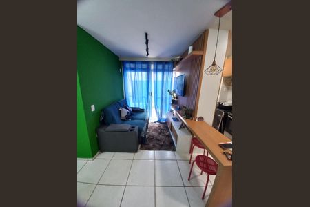 Apartamento para alugar com 2 quartos, 54m² em Parque Colúmbia, Rio de Janeiro