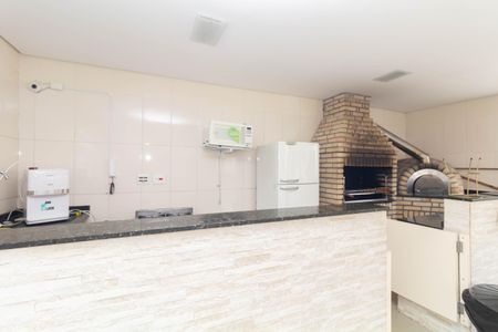 Apartamento à venda com 100m², 2 quartos e 1 vaga Apartamento à venda com 100m², 2 quartos e 1 vagaÁrea comum - Churrasqueira