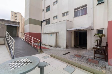 Apartamento à venda com 100m², 2 quartos e 1 vaga Apartamento à venda com 100m², 2 quartos e 1 vagaÁrea comum