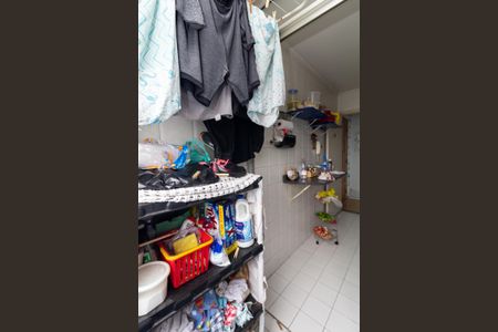 Apartamento à venda com 100m², 2 quartos e 1 vaga Apartamento à venda com 100m², 2 quartos e 1 vagaCozinha e Área de Serviço